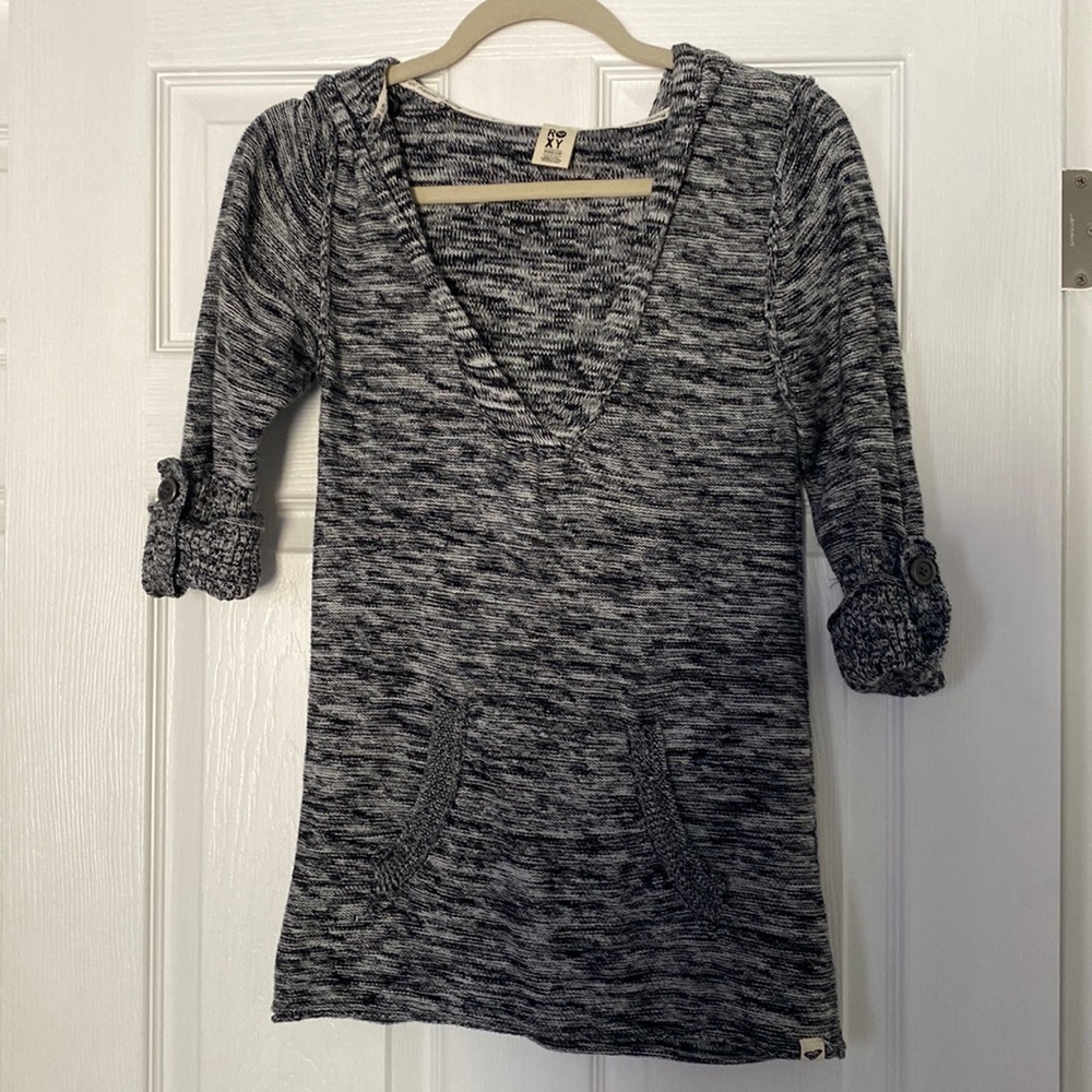 Roxy Black and White Hooded Sweater - Medium